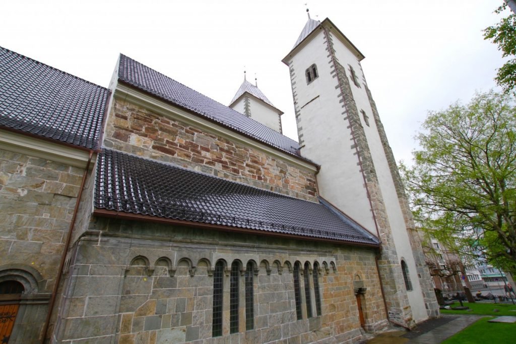 cosa-visitare-a-Bergen-Chiesa