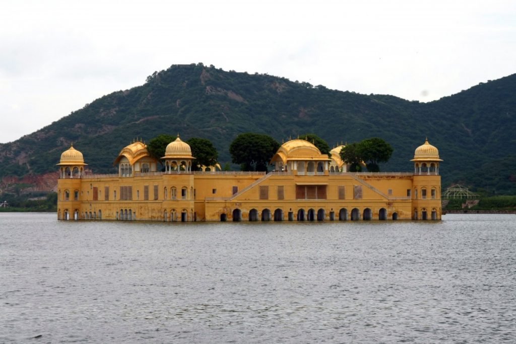 viaggio-in-india-del-nord-amber-palace