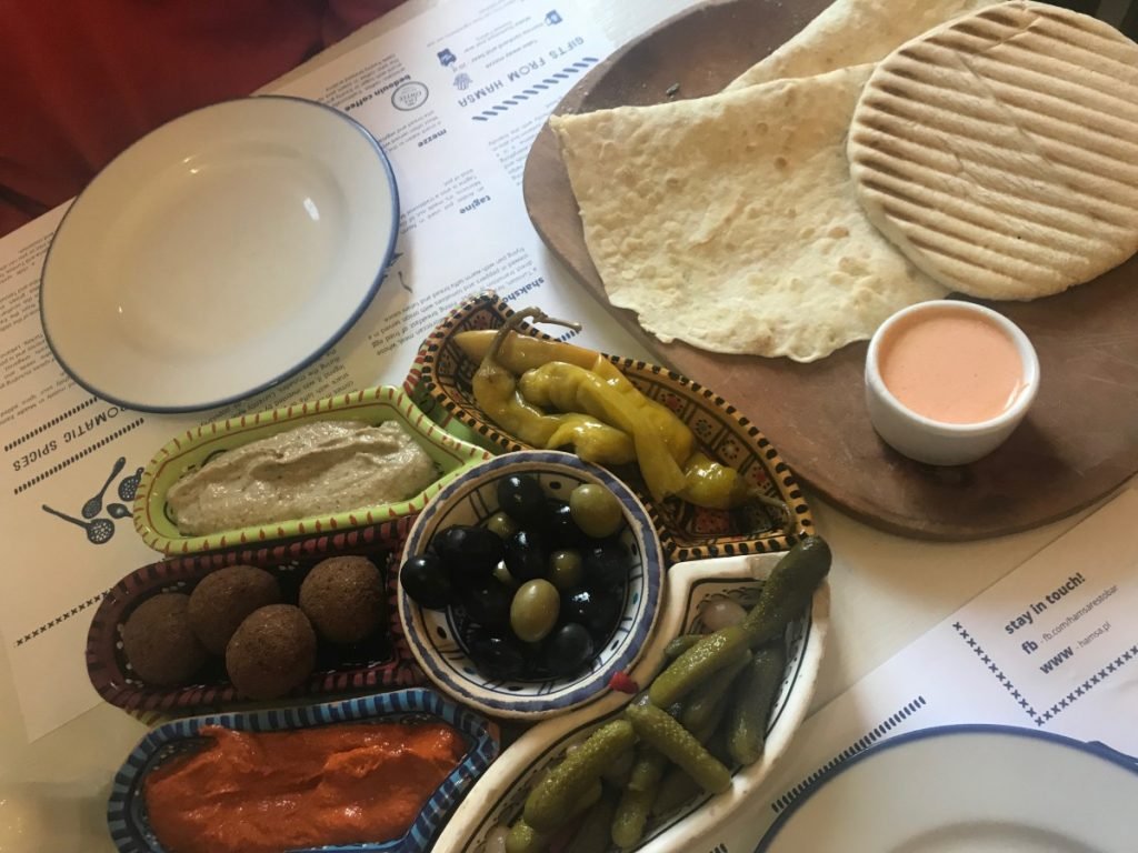 cosa-vedere-a-cracovia-in-2-giorni-hamsa-ristorante-ebraico