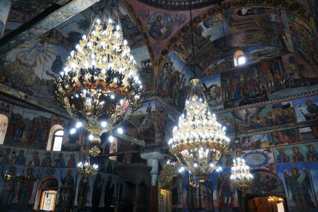 viaggio-bulgaria-visitare-il-monastero-di-bachkovo-affreschi