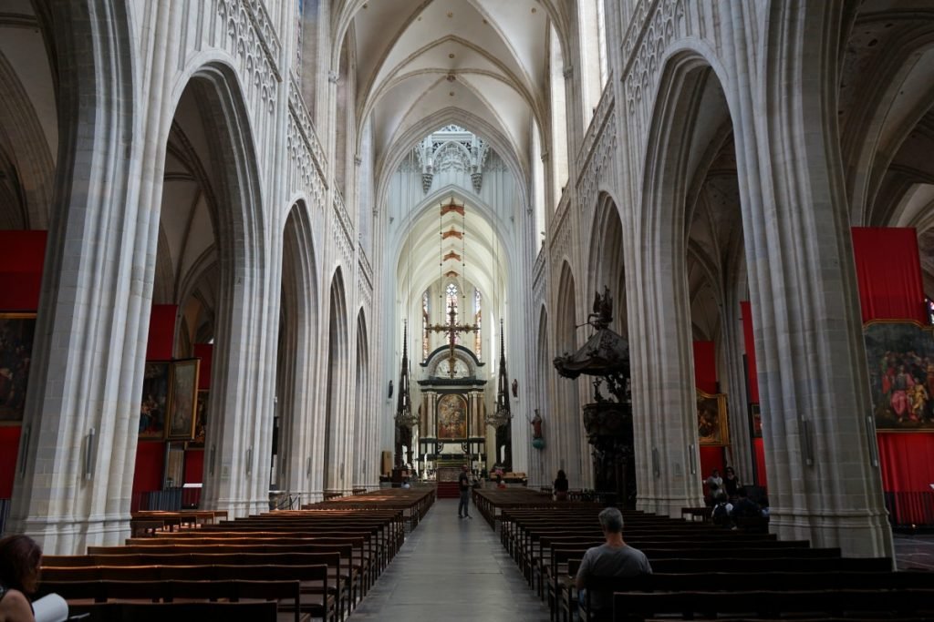 cosa-vedere-ad-anversa-5-cose-imperdibili-cattedrale